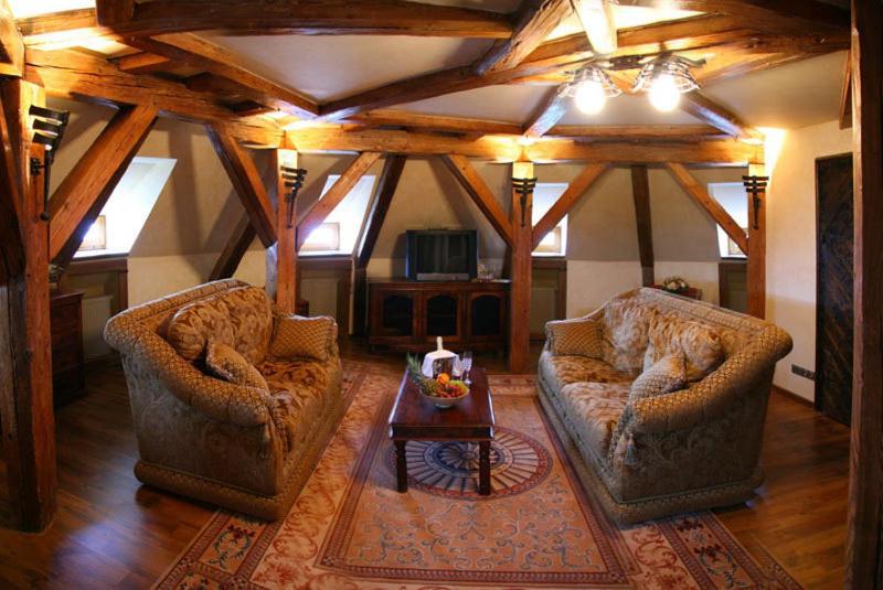 Chateau Zbiroh Room photo